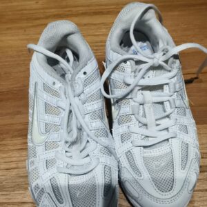 Sepatu – A02 Size 37.5